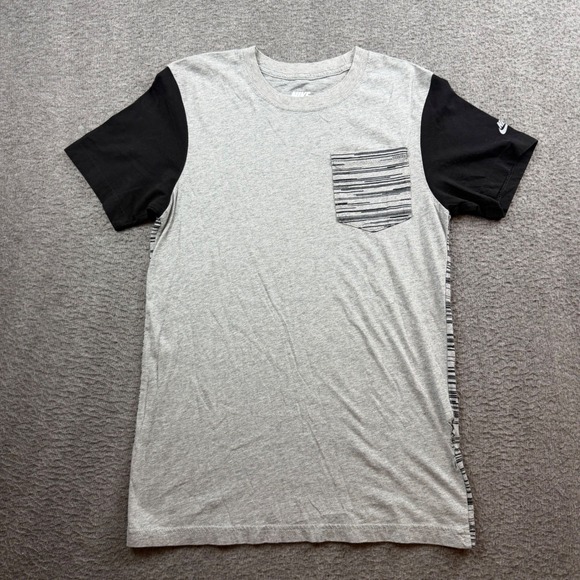 Nike Other - Nike Pocket T-Shirt Men's Small Gray Black Striped Slim Fit Colorblock Tee